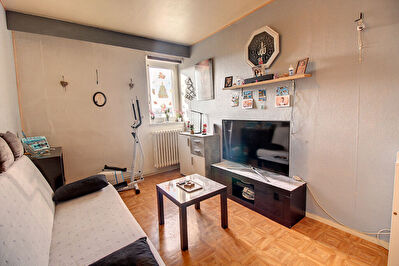 Appartement loue 3 chambres a vendre a Uckange pour investisseur