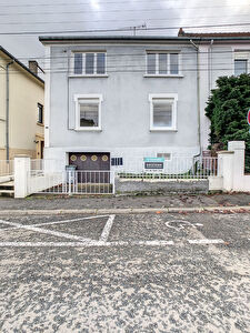 Maison de 99.86 m2 2 chambres a vendre Yutz, garage, jardin.