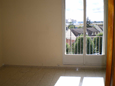 APPARTEMENT RENOVE VILLEJUIF - 4 pieces - 58 m2
