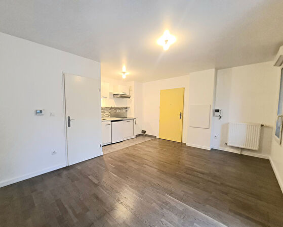 Appartement Ivry Sur Seine 1 piece 26,74 m2