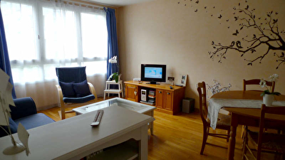 APPARTEMENT VIRY CHATILLON - 2 pieces - 56,73 m2