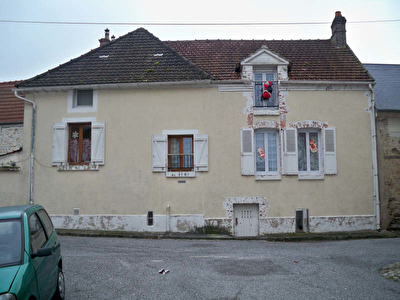 MAISON T3 BRUYERES ET MONTBERAULT - 4 pieces - 84 m2