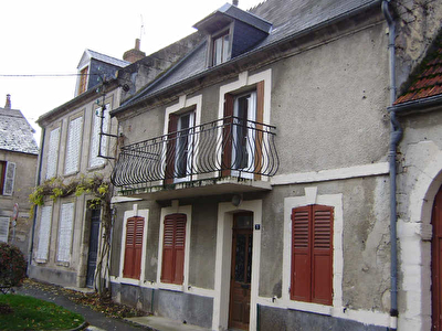 MAISON MAUREGNY EN HAYE - 4 pieces - 100 m2