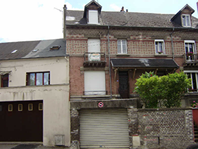MAISON DE VILLE LAON - 5 pieces - 120 m2