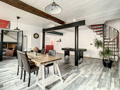 Maison 7 chambres, grand sejour et jardin
