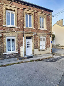 APPARTEMENT PROCHE GARE ET COMMERCE