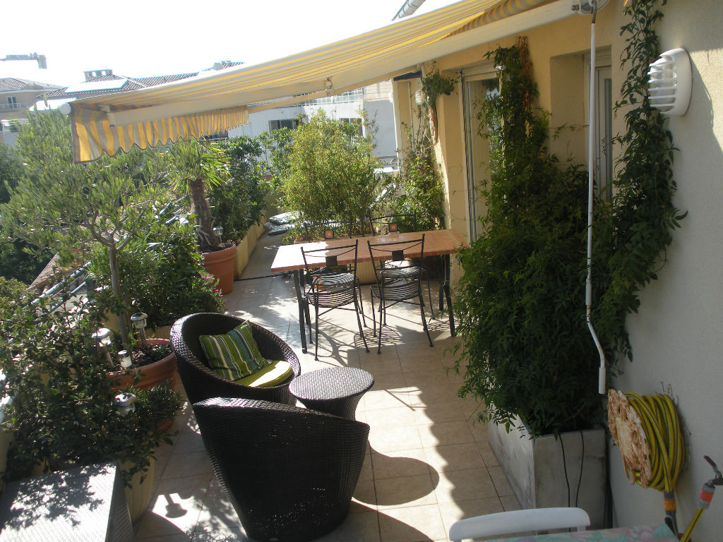 photos n°1 TOIT TERRASSE ! Appartement La Seyne Sur Mer 3 pièce(s) 66 m2