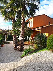 JOLIE MAISON AVEC VUE DEGAGEE