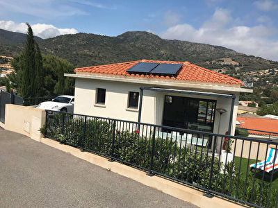 MAISON CONTEMPORAINE RECENTE