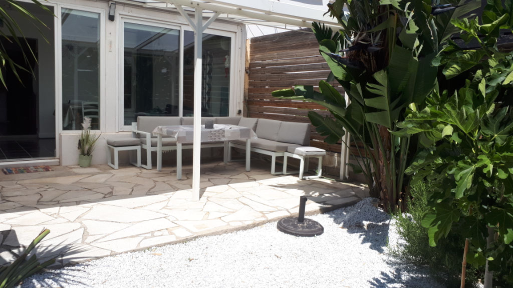 photos n°1 Appartement rez--de-jardin La Seyne Sur Mer T2 bis 39 m2