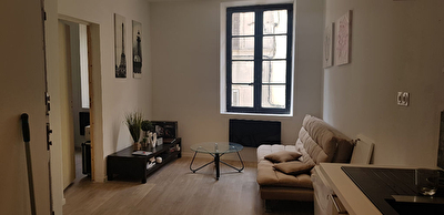 T2 traversant de 55m2 avec bureau