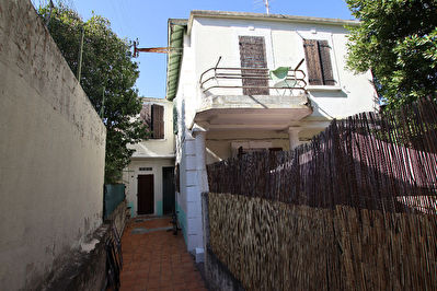 Immeuble de rapport Toulon Ouest 8 pieces 147 m2 place Parking ,Terrasse