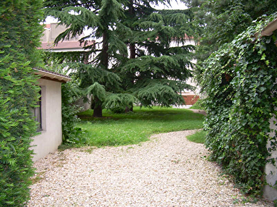 TERRAIN A BATIR LE PERREUX SUR MARNE - 250 m2