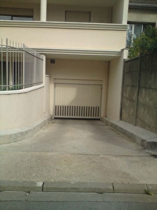 BOX LE PERREUX SUR MARNE - 10,75 m2
