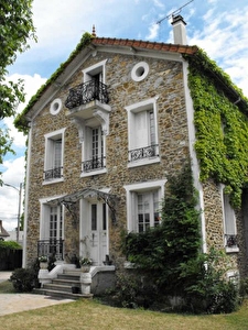MAISON BOURGEOISE CHAMPIGNY SUR MARNE - 8 pieces - 200 m2