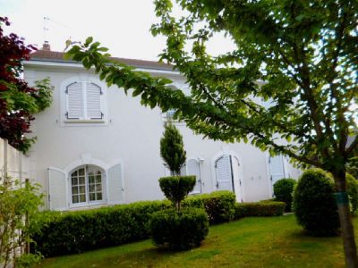 MAISON BOURGEOISE BRY SUR MARNE - 5 pieces - 161 m2