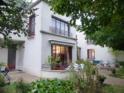 Maison Le Perreux Sur Marne 5 pieces 165 m2