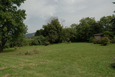 TERRAIN CONSTRUCTIBLE LE PONT DE BEAUVOISIN - 800 m2