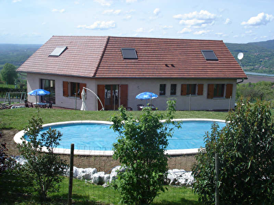MAISON CHAMPAGNEUX - 6 pieces - 170 m2