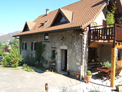 MAISON DE CAMPAGNE CHAMPAGNEUX - 10 pieces - 135 m2