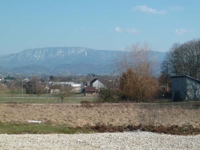 TERRAIN A BATIR PONT DE BEAUVOISIN (38)- 1600 m2