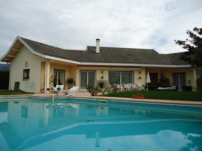 photos n°1 Villa Chambery Sud 8 pièce(s) 180 m2