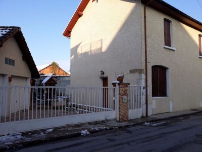 MAISON SAINT GENIX SUR GUIERS CENTRE