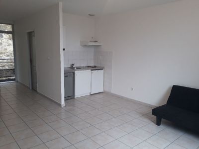 APPARTEMENT PONT DE BEAUVOISIN - 1 piece - 32 m2