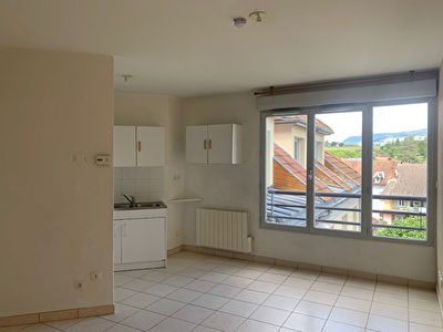 Appartement T2 en residence securisee au coeur de village