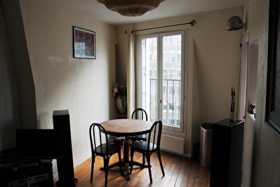 PARIS 19