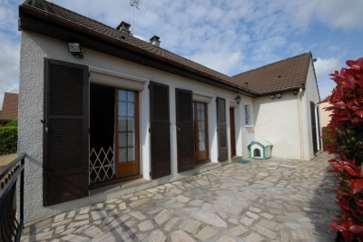Maison Linas Plain-pied 5 pieces 85 m2