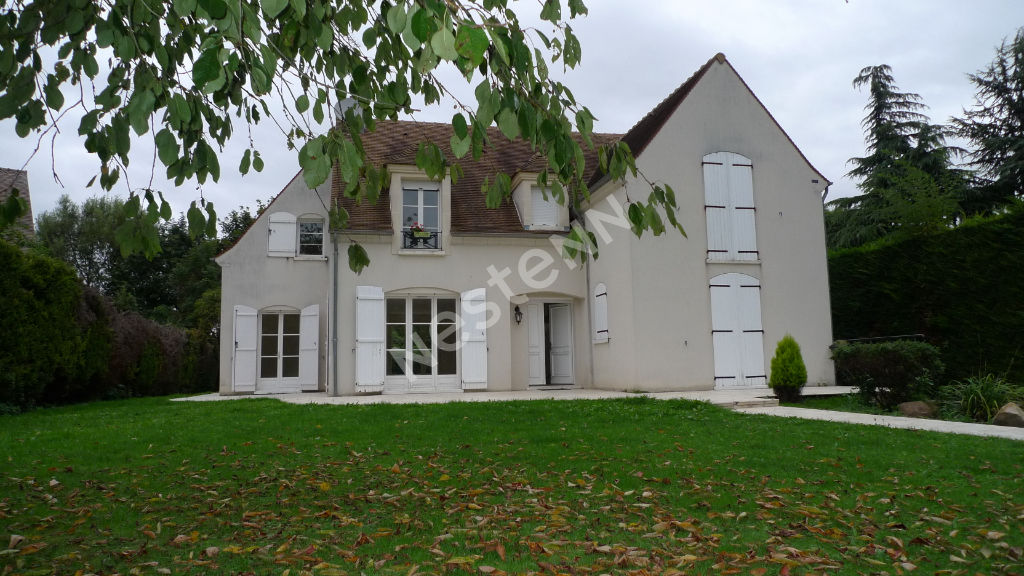 Maison Longpont Sur Orge 8 Pieces 185 M2