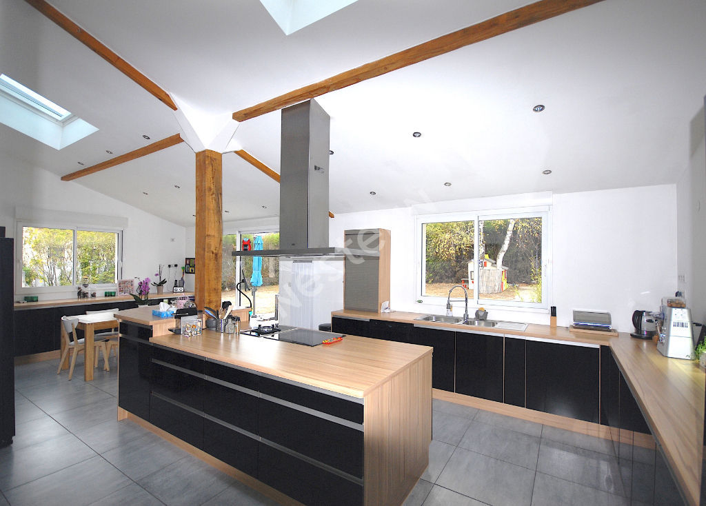 Maison Linas 6 Pieces 137 M2