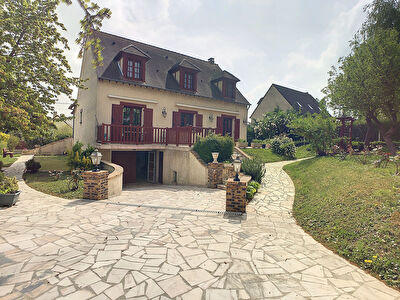 Maison Linas 7 pieces - 5 Chambres - Terrain 1002 m2