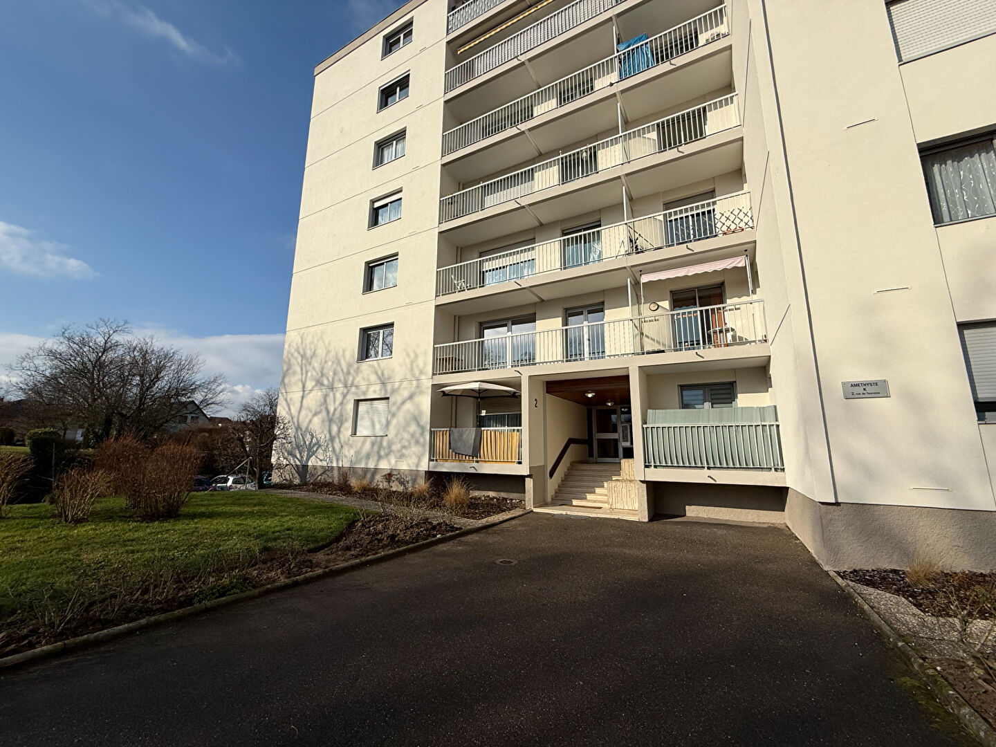 photos n°1 Appartement 4 pièces de 88m2 QUARTIER PISCINE