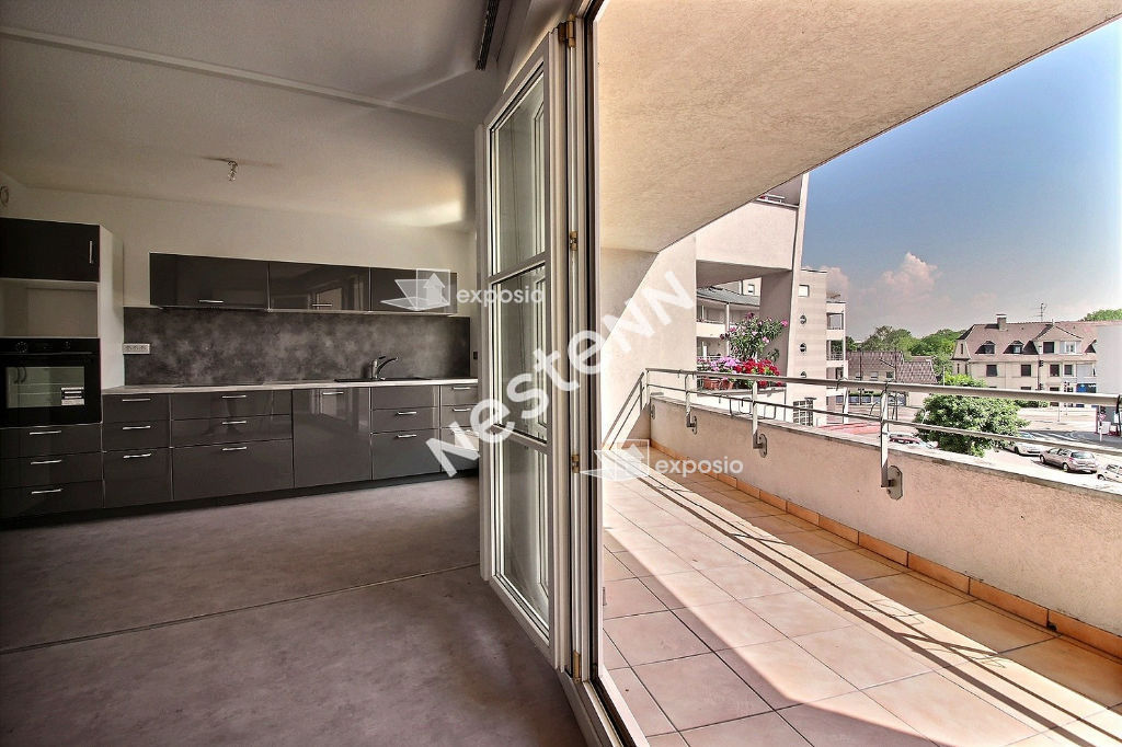photos n°1 Appartement Ostwald 3 pièces GRANDE TERRASSE