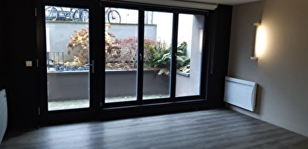 Bureaux Lille Proche Place de la Republique environ 90 m2