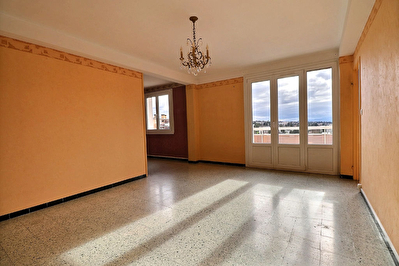 Au dernier etage T4 de 69m2 a Sainte Foy Les Lyon
