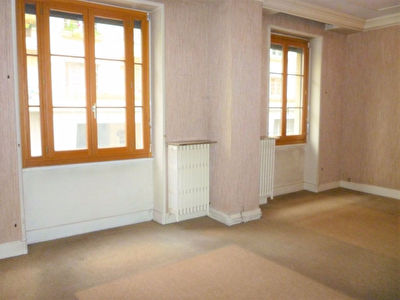 Lyon 1er Croix Rousse - 76m2 a renover 2/3 chambres