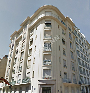 Exclusivite - Place Guichard - T2 - Dernier etage - Balcon - Ascenceur