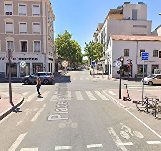Place de parking en sous sol - LYON 8