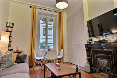 Appartement T2 meuble 49 m2 Coup de coeur -Villeurbanne