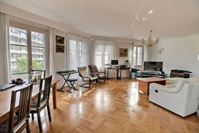 Lyon Coeur Monplaisir appartement T5 avec cachet idealement situe