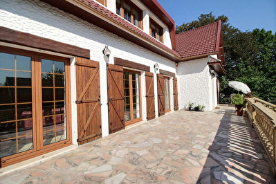 Maison 7 pieces 195 m2, terrain de 600m2