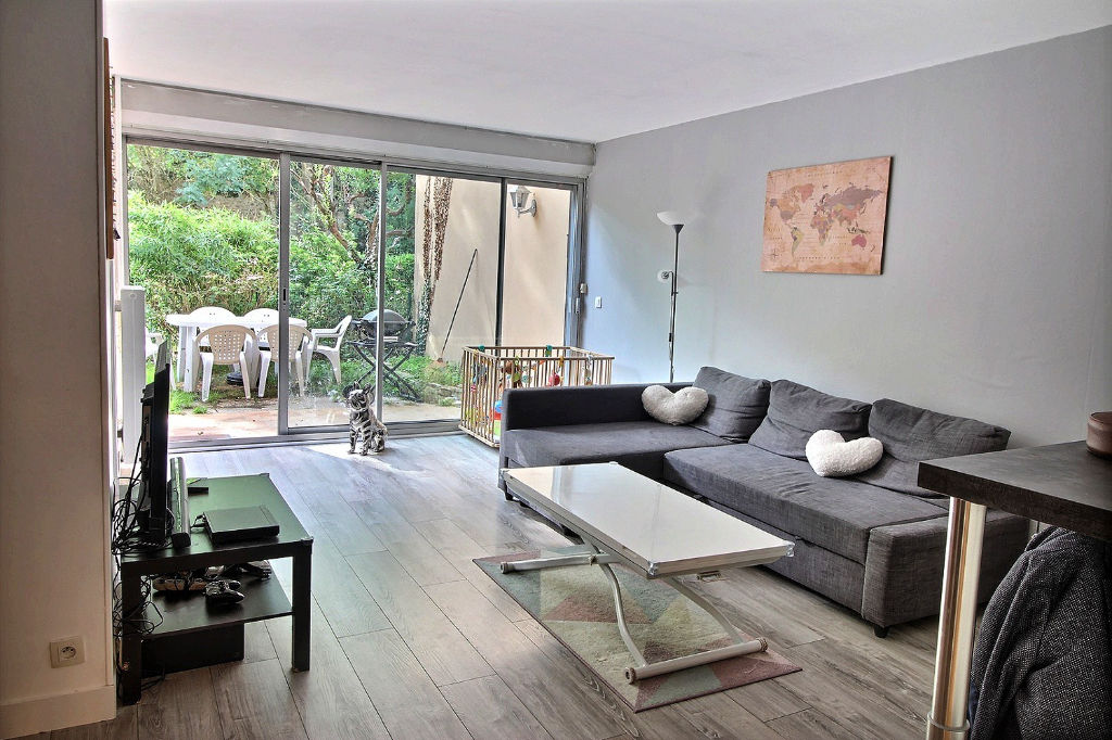 photos n°1 Duplex de type f4 revisité avec jardinet plein sud et cave privative