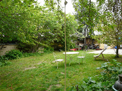 TERRAIN CONSTRUCTIBLE MONTREUIL - 255 m2