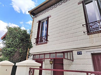 Maison 4 / 5 pieces a louer - ROMAINVILLE (93230)