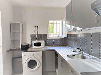 MONTREUIL - Maison de ville meublee a louer