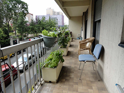 APPARTEMENT RECENT AUBERVILLIERS - 5 pieces - 103 m2