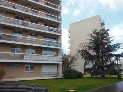 Appartement Maisons Alfort 1 piece 33 m2